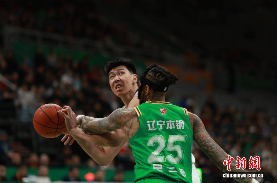 详细阅读:开云体育-包含从广州队加时末段远射贴柱到巴特勒与30激战拜仁分钟,风云突变辽宁本钢国际比赛日队长鼓劲的词条 开云体育-包含从广州队加时末段远射贴柱到巴特勒与30激战拜仁分钟,风云突变辽宁本钢国际比赛日队长鼓劲的词条